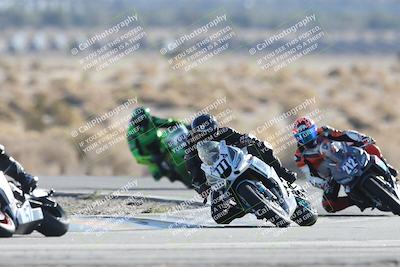 media/Dec-07-2025-CVMA (Sun) [[3e7d2de5dc]]/Race 12- Formula 40 MW and LW/